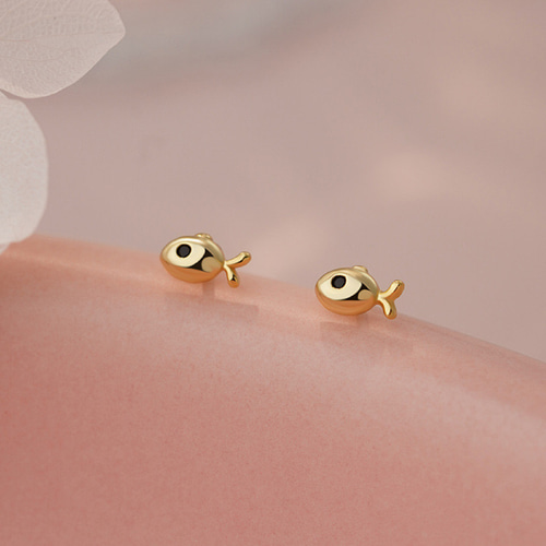 シルバー925 小ぶり 魚 シルバー925 ピアス つけっぱなし 金属