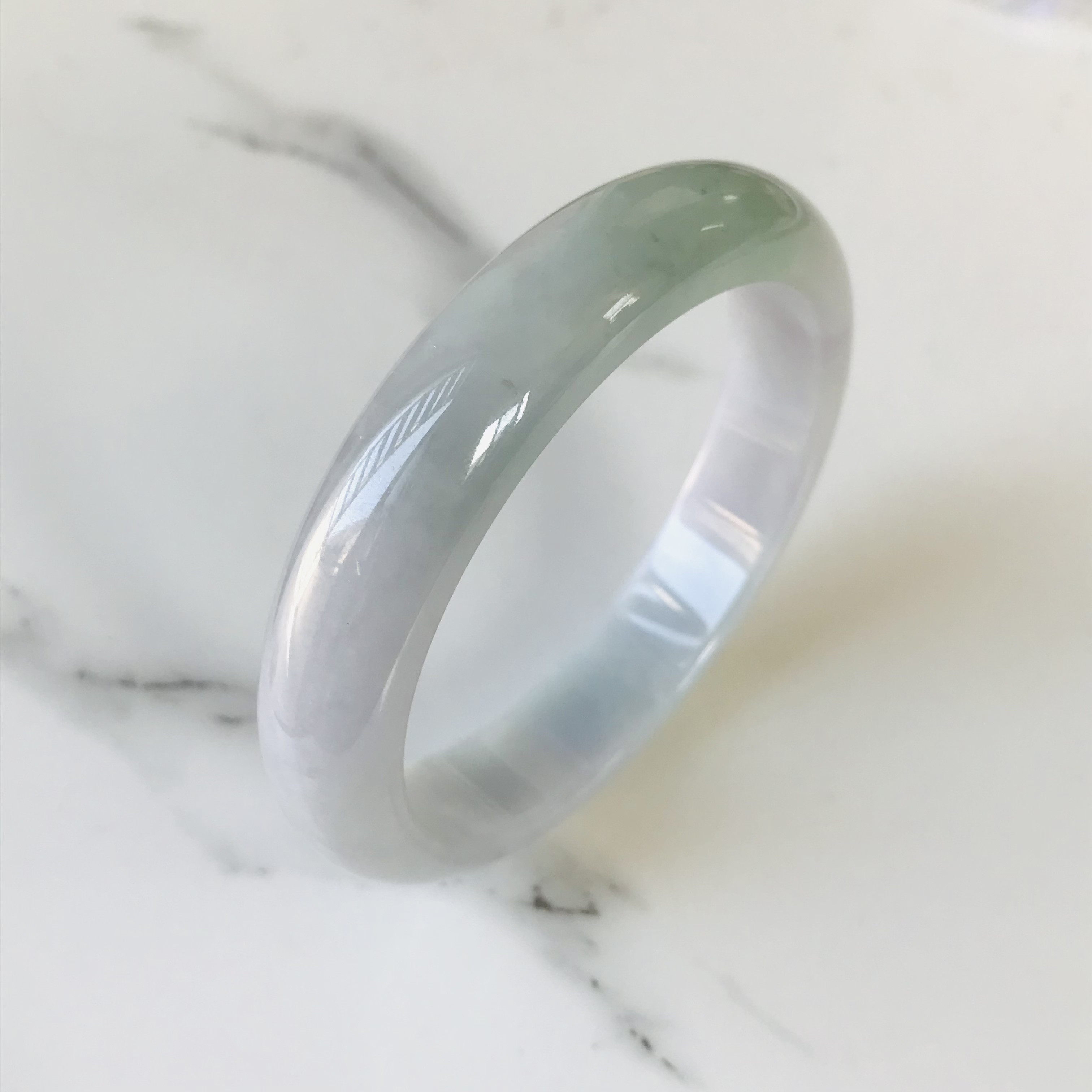 【B3510-0177】ジェイド　翡翠　ヒスイ　一点もの　希少　バングル　ミャンマー産　56.8mm