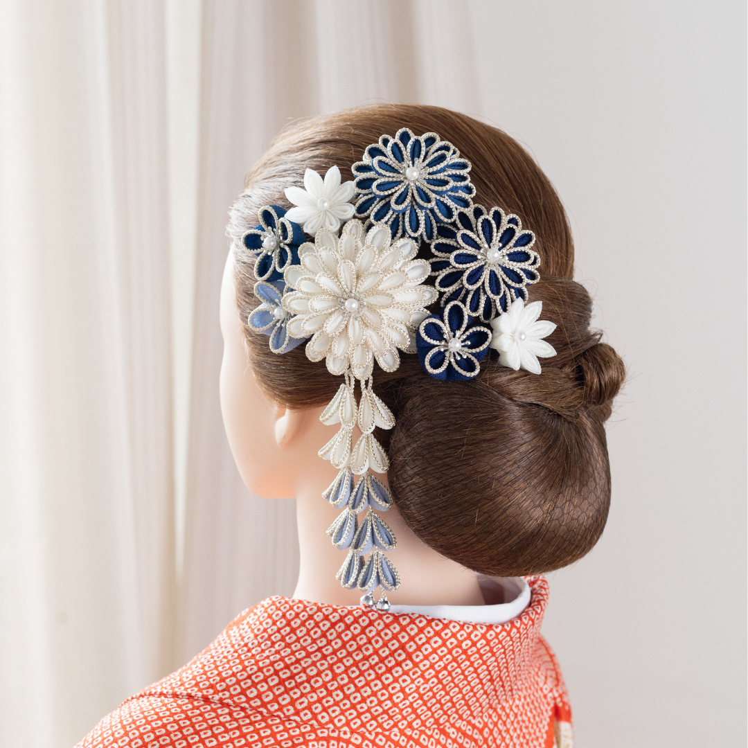 成人式　つまみ細工　髪飾り　白　紺　青　卒業式　結婚式　７５３　振袖　着物　ヘア飾り　水引　金箔　オーダーメイド