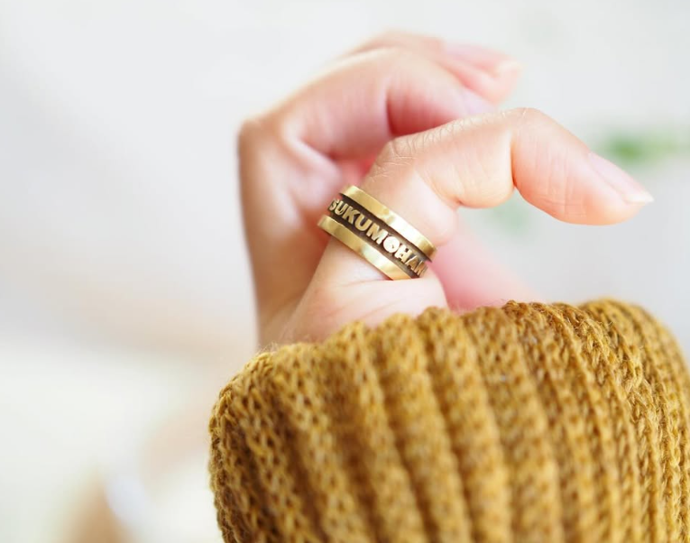 『時を刻むブラスネームリング』　8mm　10mm