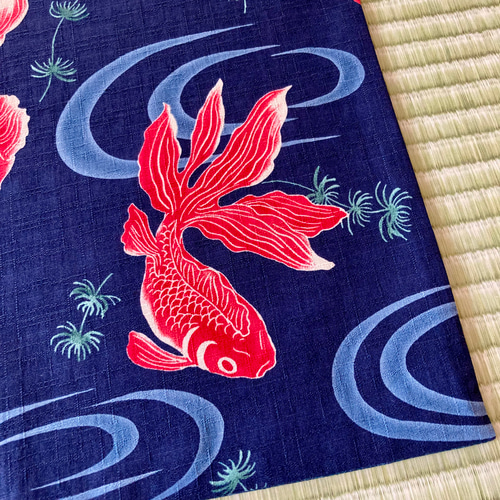 30×40ランチマット 和柄 金魚（ネイビー） ランチョンマット