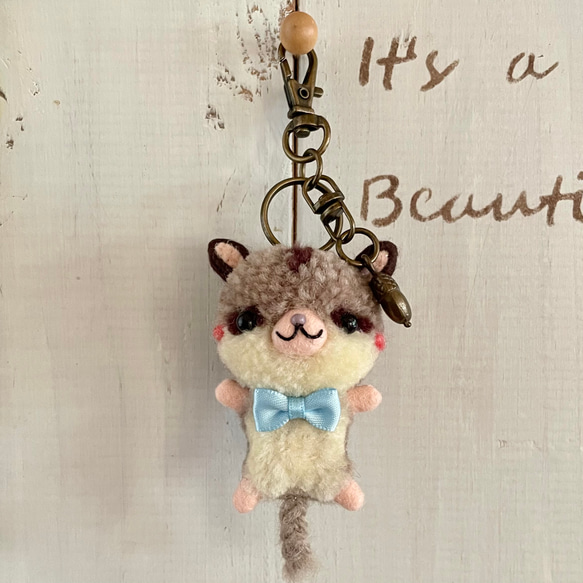 オシャレしておすまし☆モモンガさん キーホルダー ぬいぐるみ