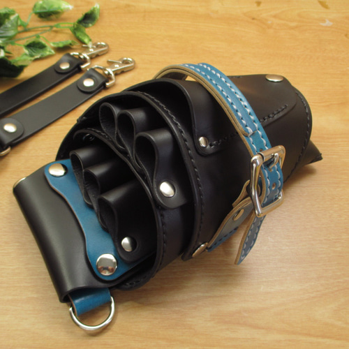 【特別価格】ブラック＆ブルー　６丁差し　本革シザーケース　SCA-150/CKB 本革 手縫い 6丁差しシザーケース (ブラック×ブルー) SCA-150