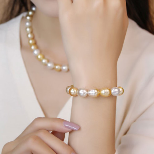 La Corser】ゴールドとホワイトのミックスカラーデザインブレスレット