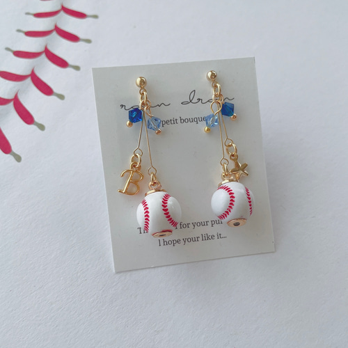 ☆必勝☆横浜DeNAベイスターズ応援 野球ピアス／イヤリング 小ボール