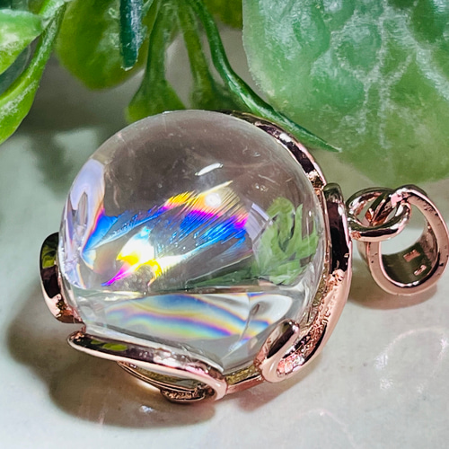 レインボークォーツ クリスタル 水晶 スフィア ペンダント