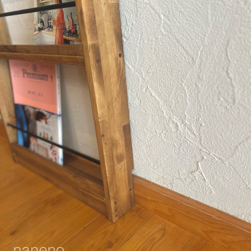 ◎在庫あり SALE ¥4800→¥3800 マガジンラック 店舗什器 絵本棚 壁付け