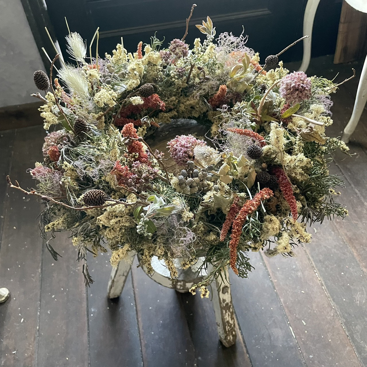 霞色のドライフラワーリース