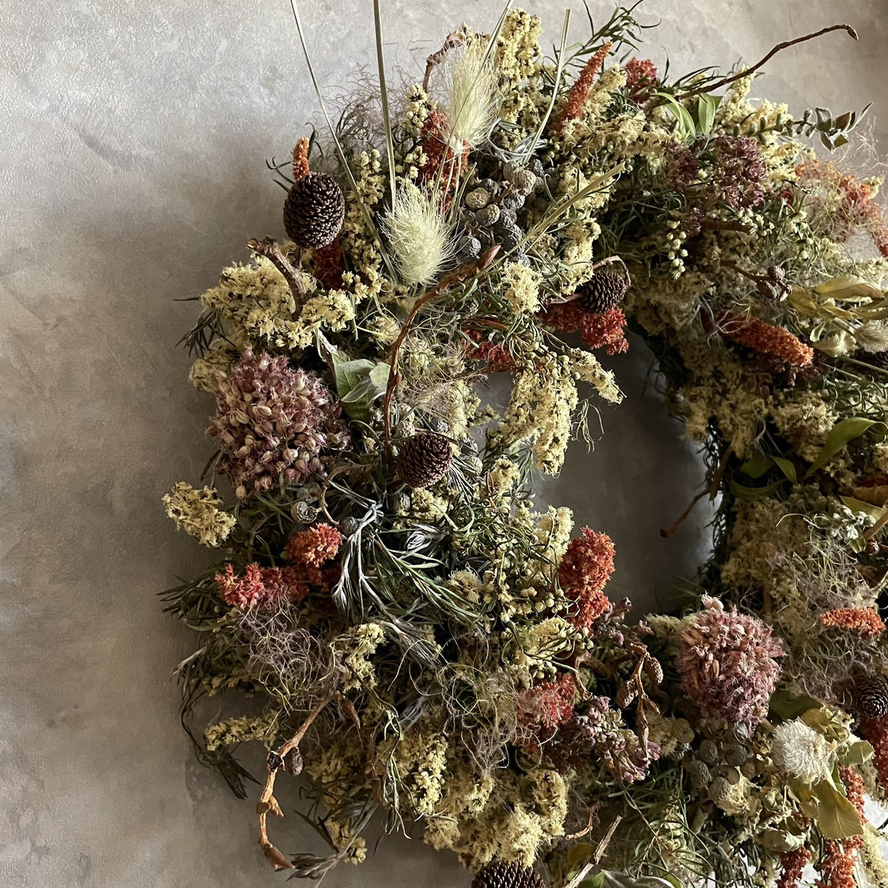 霞色のドライフラワーリース