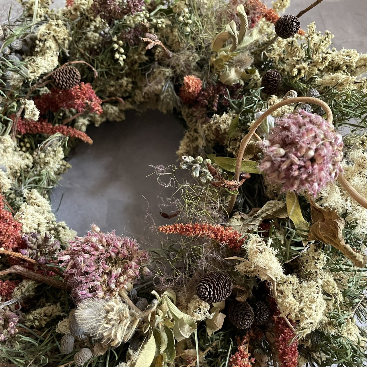 霞色のドライフラワーリース