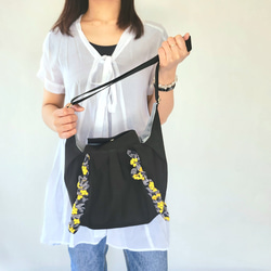撥水帆布×ぷくまる刺繍のフリルショルダーバッグ│2Way　旅行　フェス　肩掛け　斜め掛け 18枚目の画像