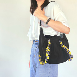 撥水帆布×ぷくまる刺繍のフリルショルダーバッグ│2Way　旅行　フェス　肩掛け　斜め掛け 15枚目の画像