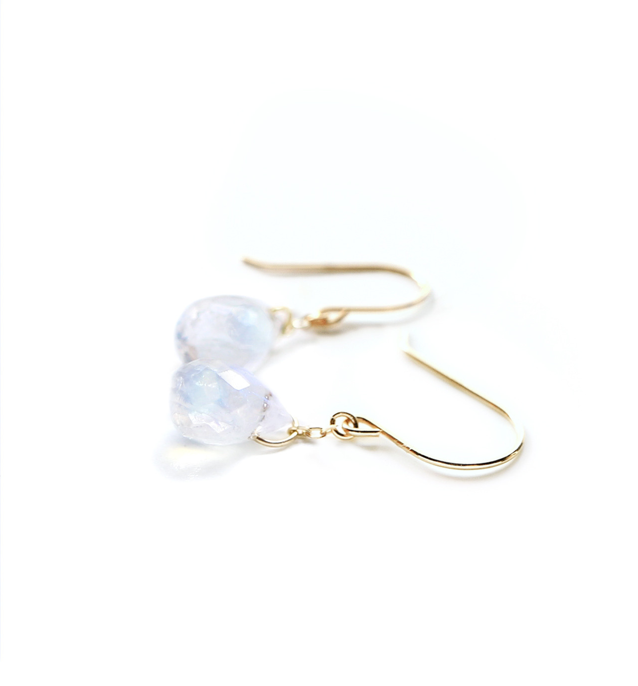 6月誕生石 K10 ムーンストーン(ブリオレットカット) フックピアス~ESPOIR~