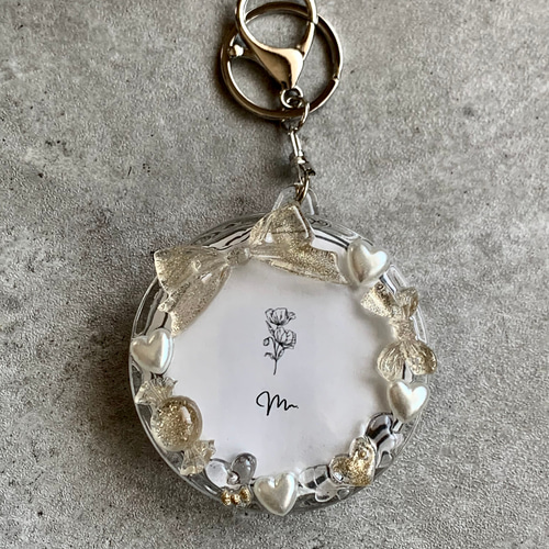 缶バッジ】バッジケースキーホルダー 『 gold lamé 』white pearl