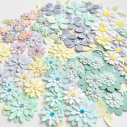 クラフトパンチのお花と葉っぱいろいろ〜ペーパーフラワー  アルバムクラフト　寄せ書き　 2枚目の画像