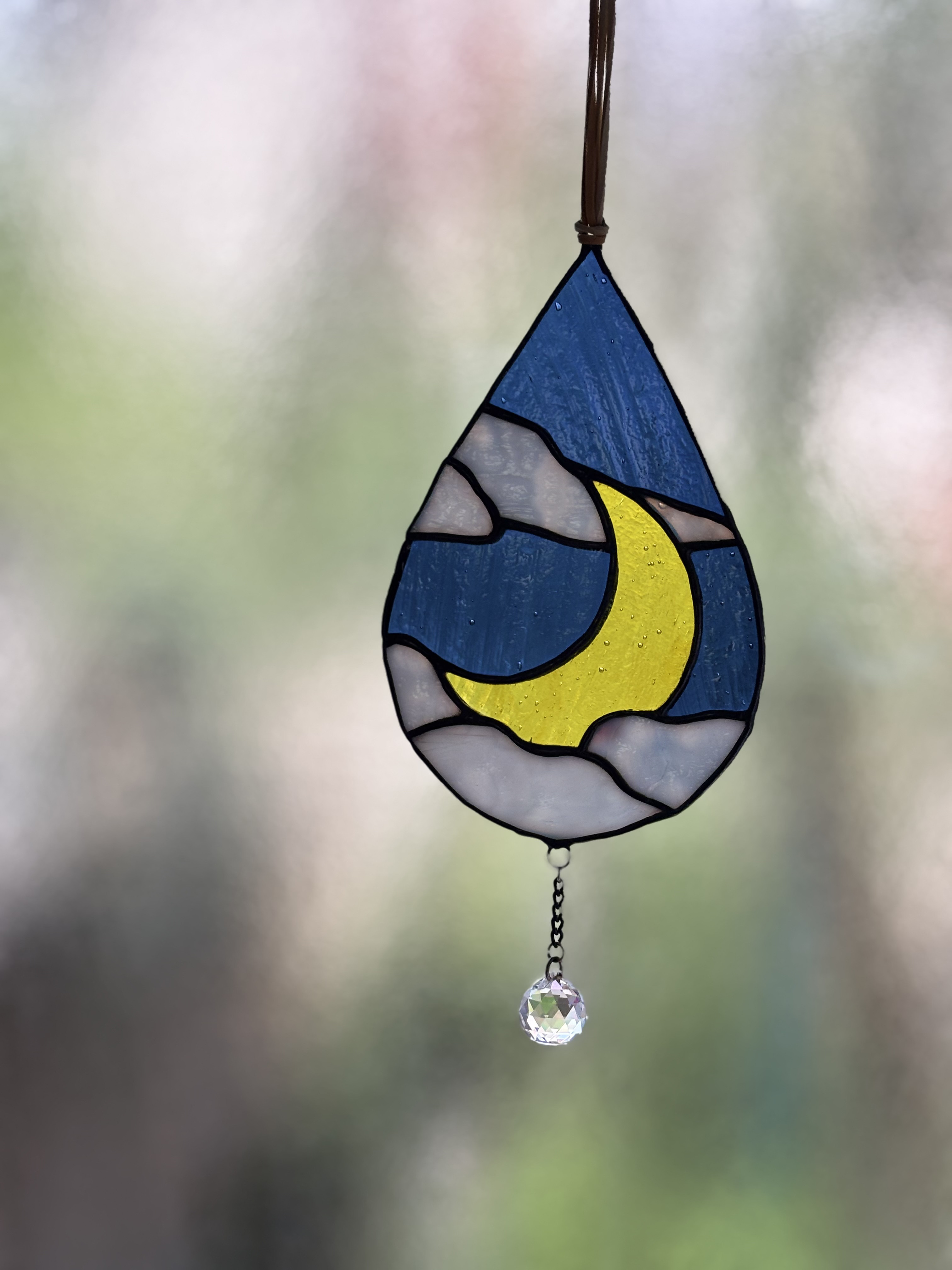 ステンドグラスオーナメント　月のかくれんぼ　サンキャッチャー