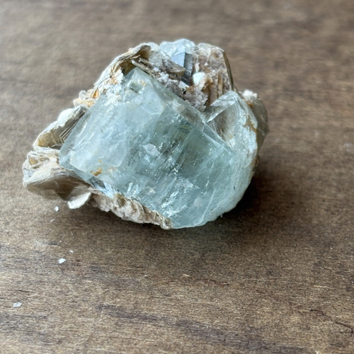 風水開運163g【大きめアクアマリン原石82ｍｍ】Ｃ014パワーストーン 浄化 風水開運163g【大きめアクアマリン原石82mm】C014
