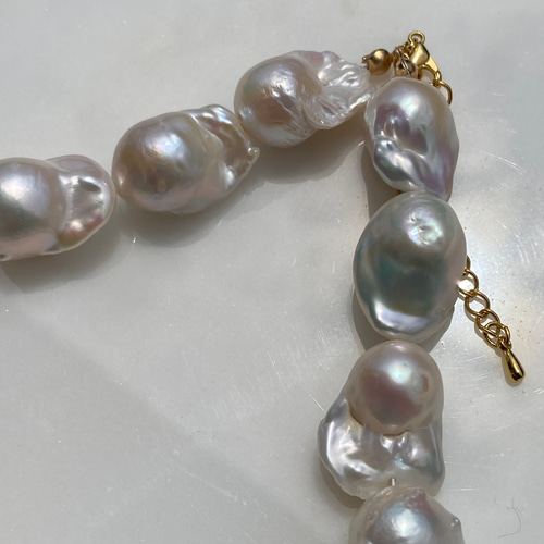 1点もの✨虹色オイスターパールネックレス✨バロックパール✨淡水