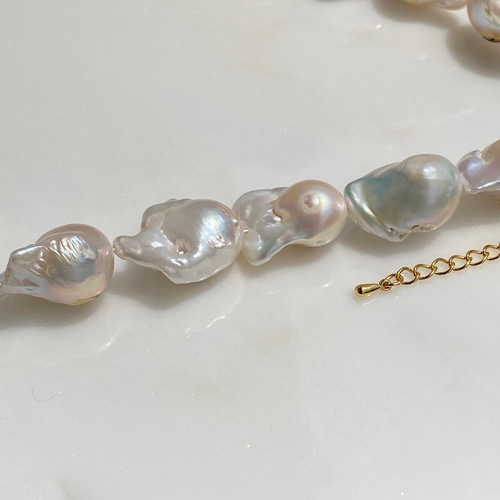 1点もの✨虹色オイスターパールネックレス✨バロックパール✨淡水