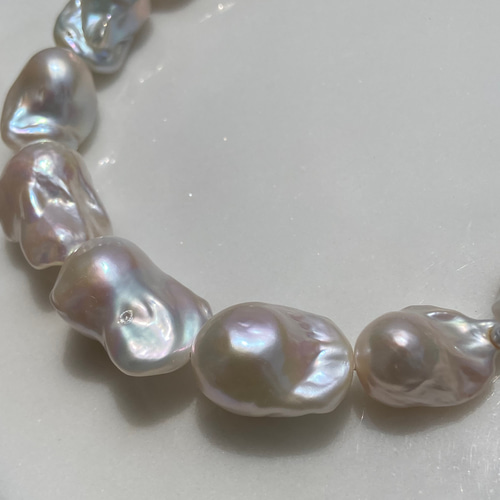 1点もの✨虹色オイスターパールネックレス✨バロックパール✨淡水