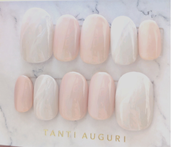 ニュアンスアイボリーとピンクネイル ネイルチップ（つけ爪） zukky