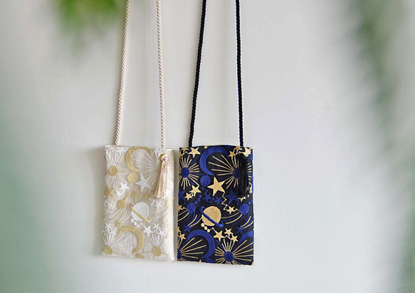 【選べるカラー】　プラネットチュール刺繍スマホポーチ　月と星　スマホショルダー 1枚目の画像