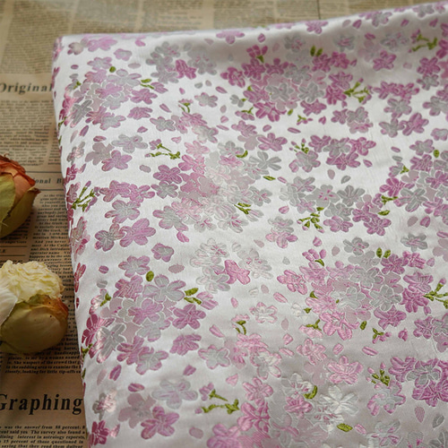 長さ1m ジャガード生地 大判 小花 桜 ピンク 和柄綺麗上品 色織 布
