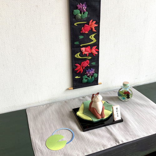 手作り押し絵のタペストリー『あけび』 Yahoo!オークション - 手作り ちりめん 押し絵 3連 花 水仙 椿