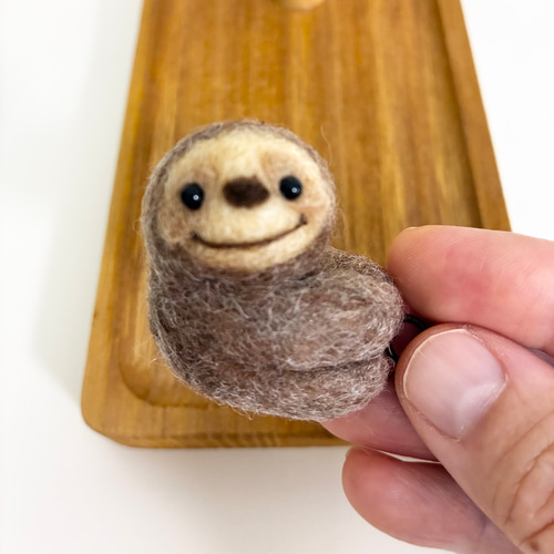 羊毛フェルト ころりんなまけものキーホルダー その他アクセサリー