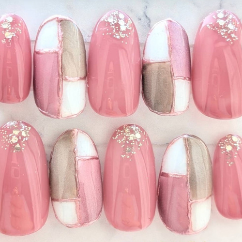 ピンクブラウンのブロックネイル ネイルチップ（つけ爪） zukky 通販