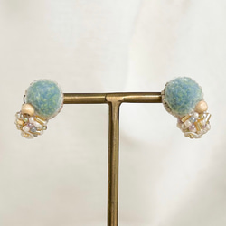 日常に彩りを【tsubomi】ピアス・イヤリング_ powder blue 4枚目の画像