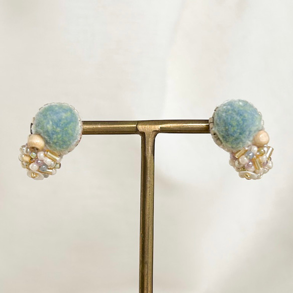 日常に彩りを【tsubomi】ピアス・イヤリング_ powder blue 4枚目の画像