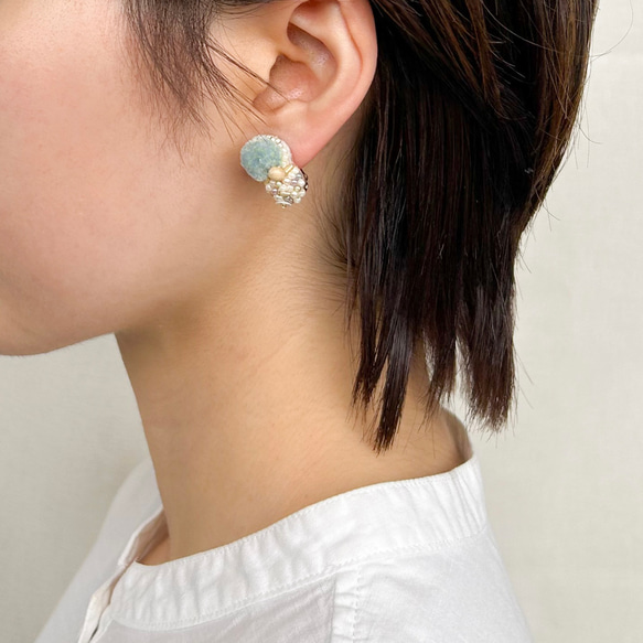 日常に彩りを【tsubomi】ピアス・イヤリング_ powder blue 2枚目の画像