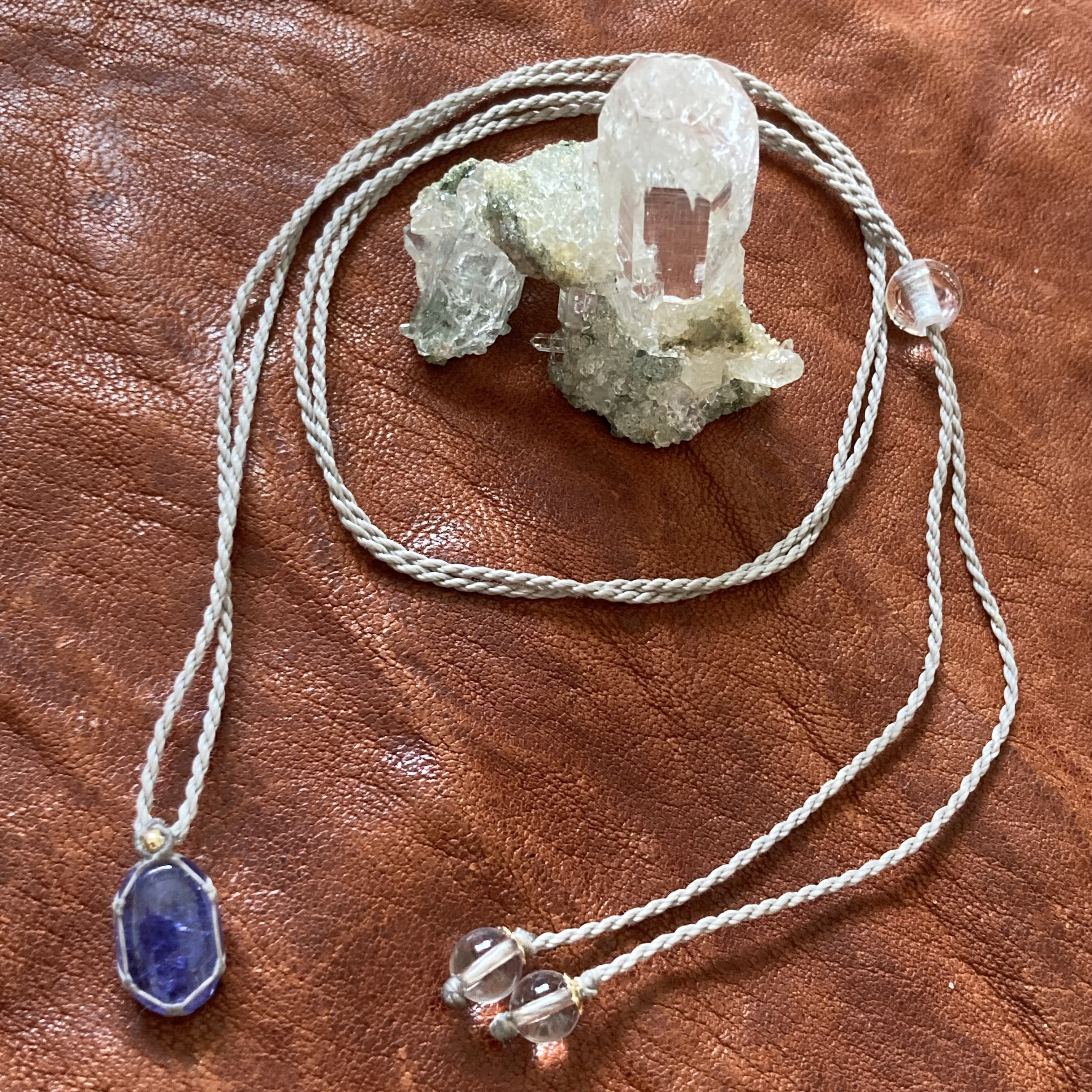 Tiny earth- タンザナイトマクラメネックレス ネックレス