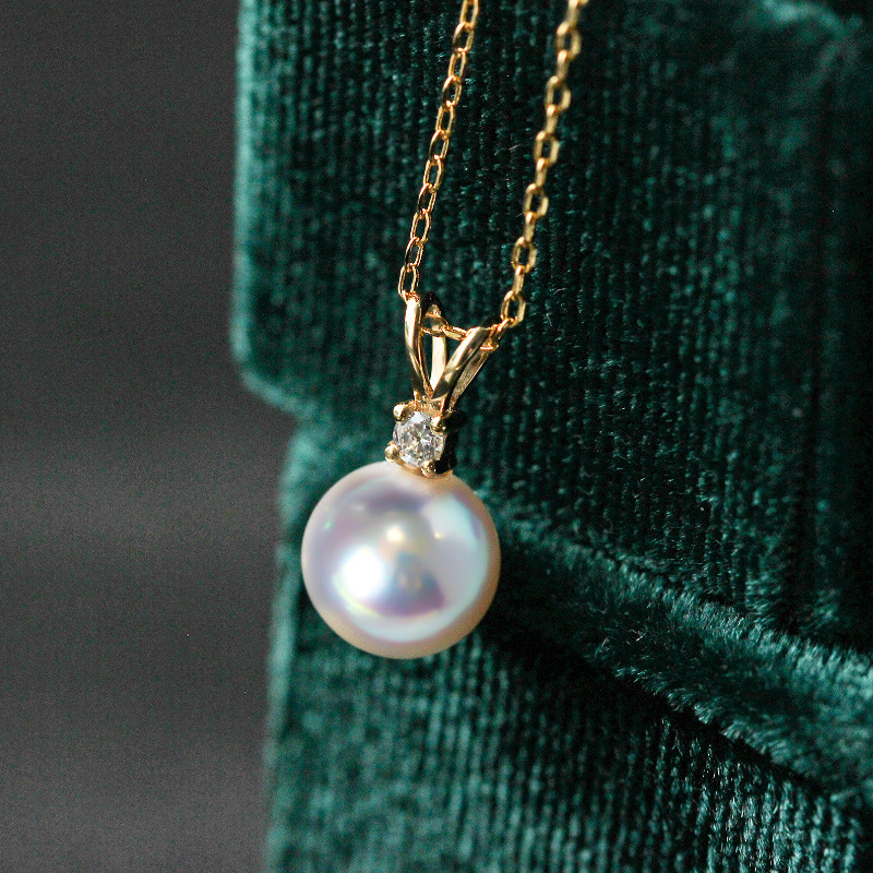 【ラコルセ】うさぎ耳 日本製天然海水7.5-10mmアコヤ真珠ペンダントネックレス 18金 女神級 鎖骨チェーン