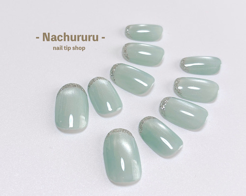 指先を美しく魅せる上品ネイル】ミントグリーン マグネット ガラス