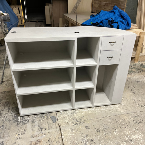 【カールおじさん】レジカウンター　ホワイト　店舗什器 カールおじさん】レジカウンター ホワイト 店舗什器 カールおじさん様