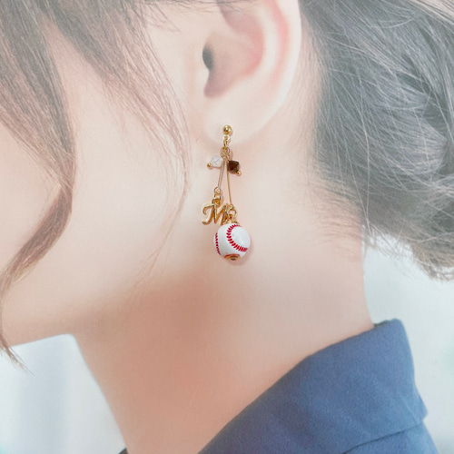 ☆必勝☆千葉ロッテマリーンズ応援 野球ピアス／イヤリング 小ボール