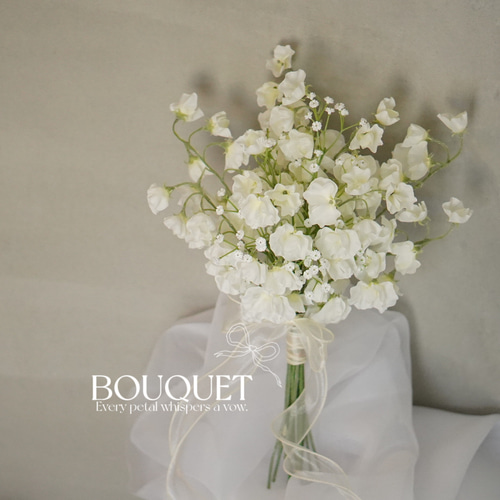 ふわふわ エアリー ♡ 白の魔法♪ アーティフィシャルフラワーブーケ