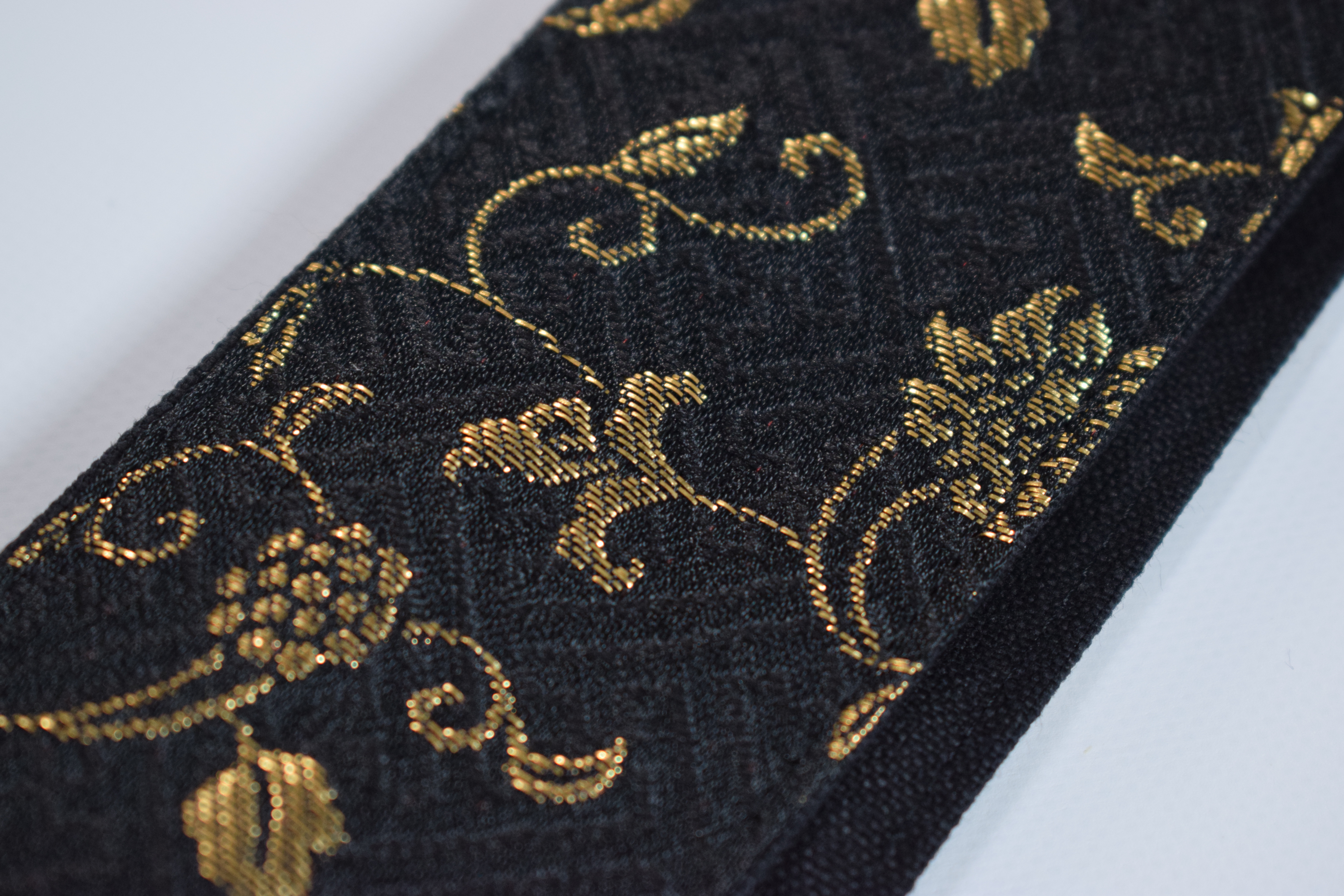 蔦　帆布ギターストラップ（黒）京都金襴