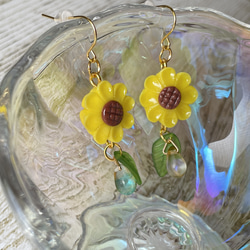 《受注生産》ひまわりの練り切りイヤリング/ピアス♡フェイクスイーツ 8枚目の画像