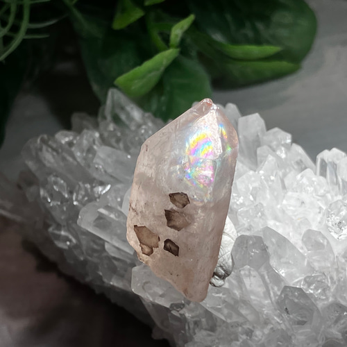 レインボー✨レムリアンシードクリスタル　ピンク レインボー✨レムリアンシードクリスタル ピンク 希少