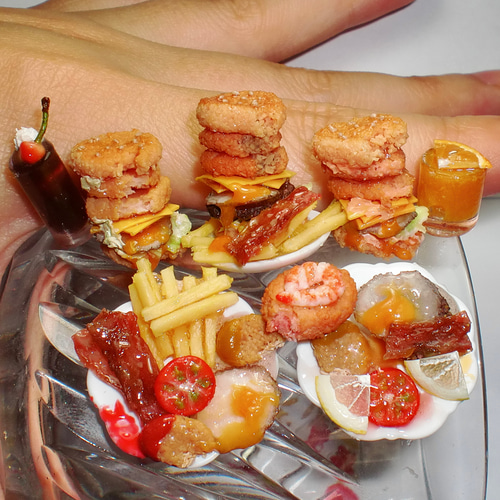 A ミニチュア ハンバーガーセット フェイクフード 樹脂粘土 ドリンク