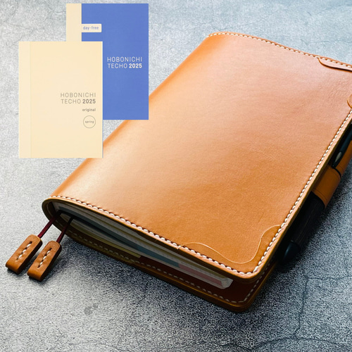 手縫】ほぼ日手帳A6用キャメル本革カバー（角飾り）2本しおり付き