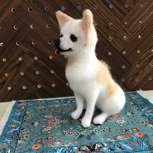 オーダー品（チワワ）お座りポーズ 羊毛フェルト コーギー大好き