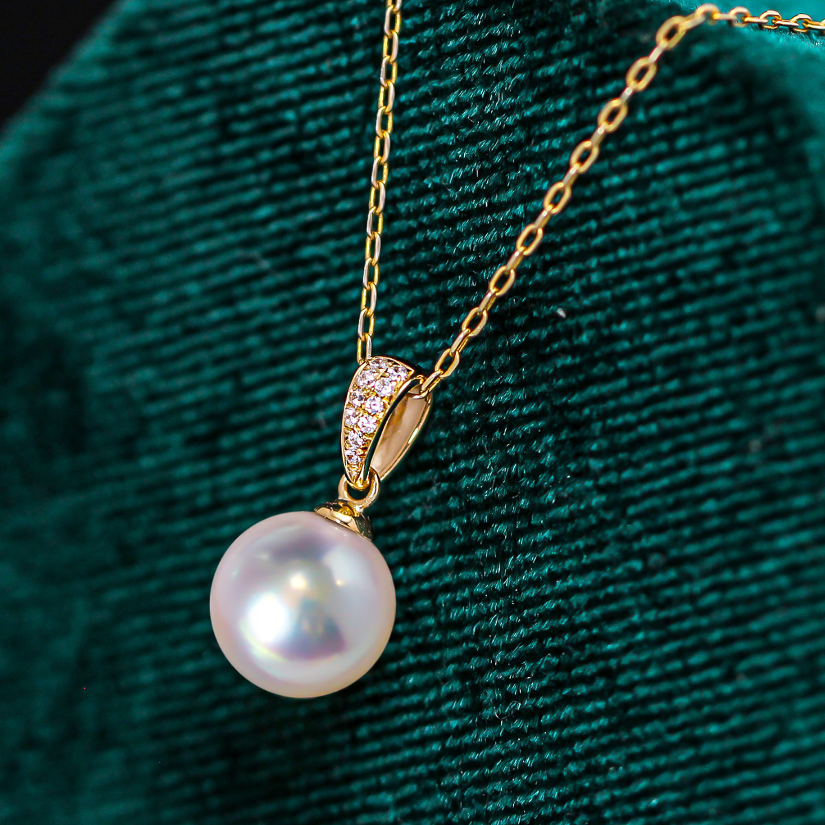 【La Corser】シンプルメロンシードバックル 日本製 7.5-10mm アコヤ海水真珠ペンダントネックレス 18Kゴールド