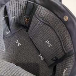 ✱受注制作✱ヌビバッグ Mサイズ /ヌビトートバッグ /ランチトート/ ダークグレー×リボン刺繍 5枚目の画像