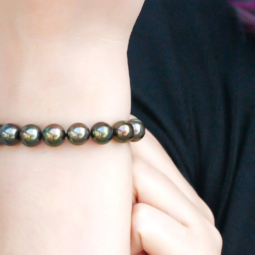 La Corser】タヒチ黒蝶真珠ブレスレット 8-10mm 黒と緑 天然海水