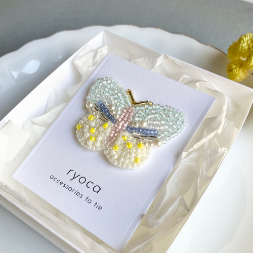 蝶々 カラフル/ライトグリーン ビーズ刺繍 ブローチ/ヘアゴム ブローチ