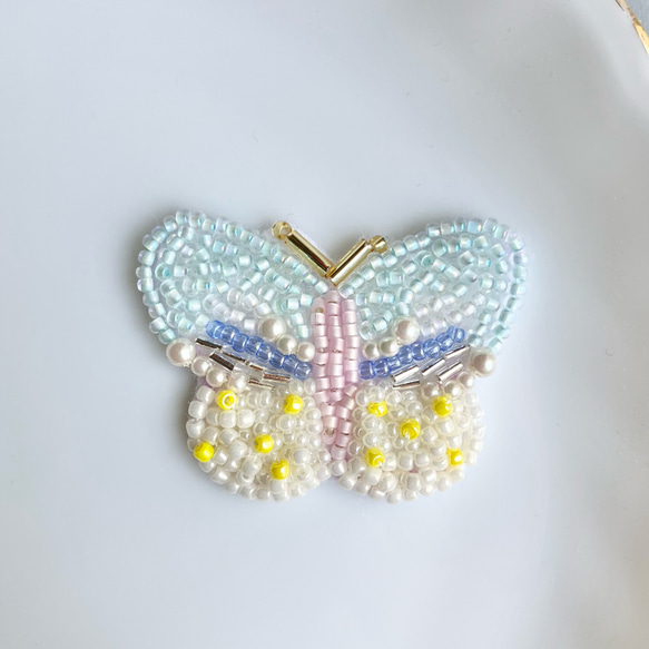 蝶々 カラフル/ライトグリーン ビーズ刺繍 ブローチ/ヘアゴム ブローチ